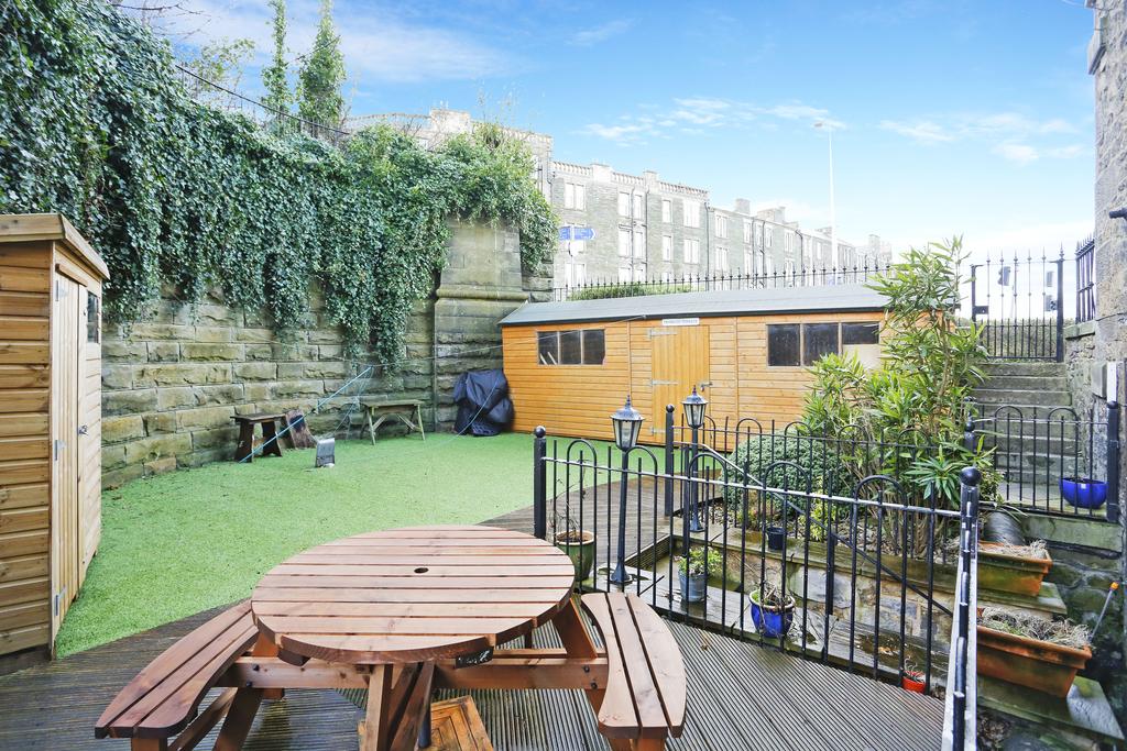 Private Garden