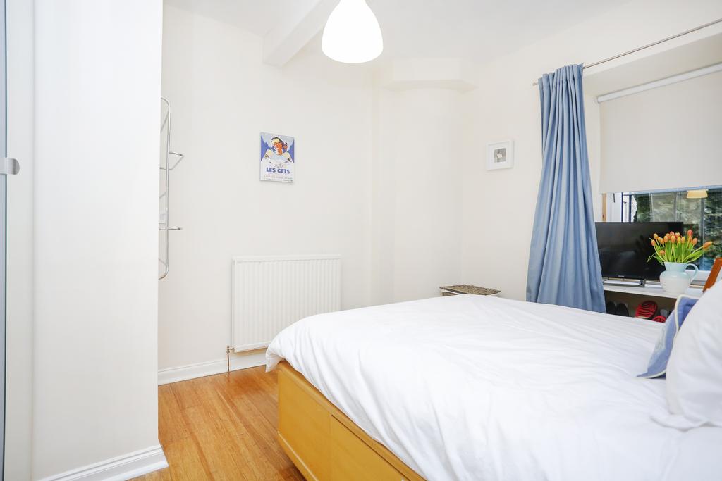Double Bedroom 1