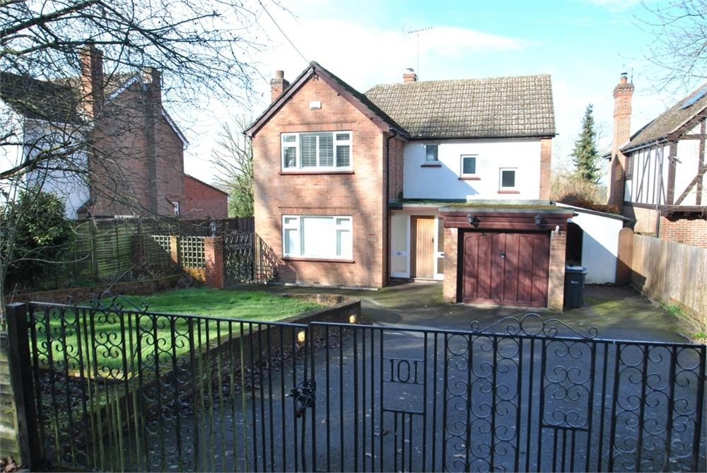 Broad Road, Braintree, Essex 3 bed detached house £650,000
