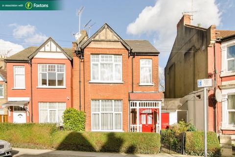 105b Chapter Road, London, NW2 5LH