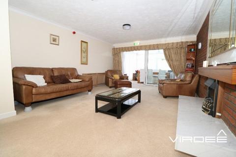 9 Knightwick Crescent, Birmingham, B23 7DA