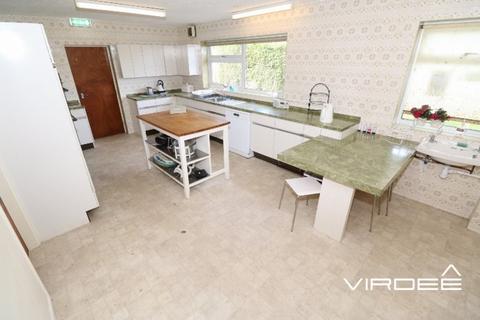9 Knightwick Crescent, Birmingham, B23 7DA