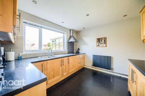 15 Faircroft, Kenilworth, CV8 1JT