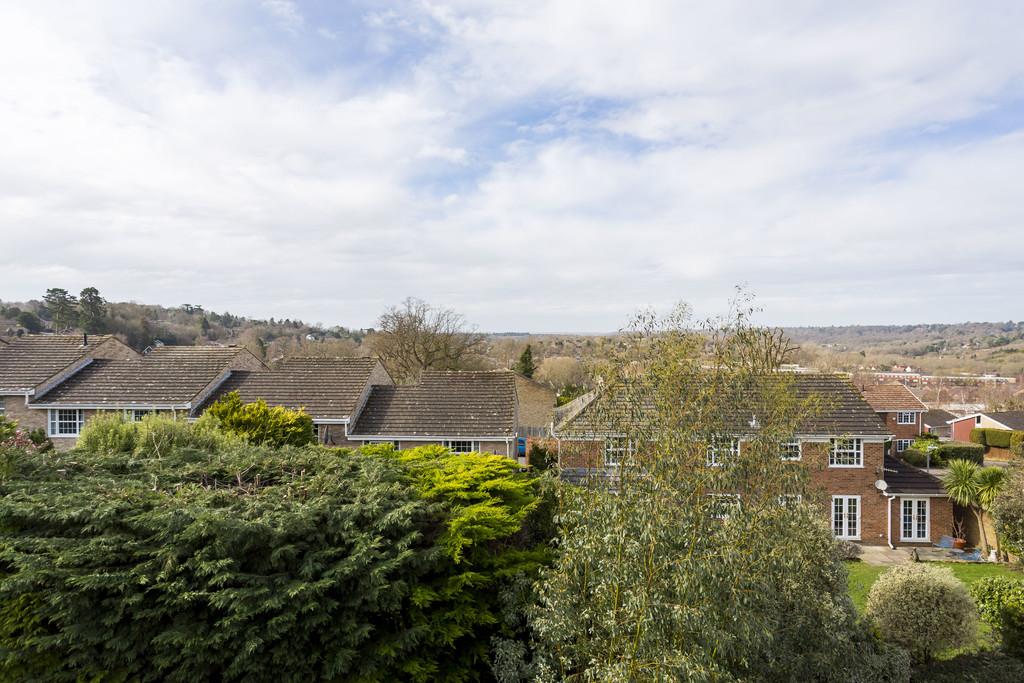 Frankfield Rise, Tunbridge Wells 4 bed end of terrace house £550,000