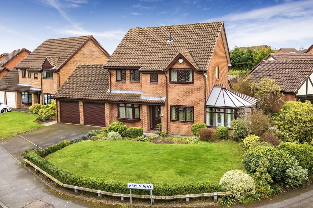 Aspen Way, Shawbirch, Telford, TF5 0LH 4 bed detached house £350,000