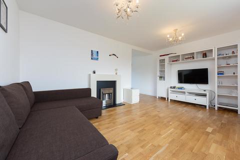 31 Ellenbridge Way, South Croydon, CR2 0EW