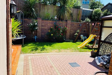 5 Constable Close, Lawford, Manningtree, CO11 2LD