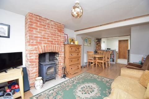 7 East Row, Holbrook, Ipswich, IP9 2PZ