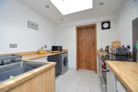 7 East Row, Holbrook, Ipswich, IP9 2PZ