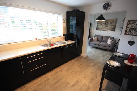 138 Chatterley Drive, Kidsgrove, Stoke-on-trent, ST7 4LL
