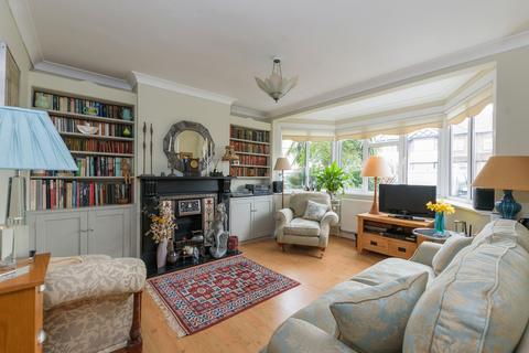 111 Elmcroft Avenue, London, E11 2BS
