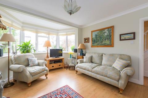 111 Elmcroft Avenue, London, E11 2BS