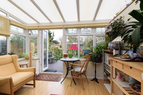 111 Elmcroft Avenue, London, E11 2BS