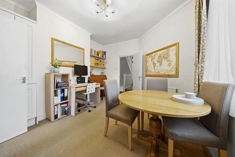 6 Brunswick Road, London, E10 6RS