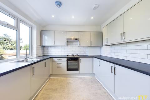 2 bedroom flat to rent, Torver Road, Harrow