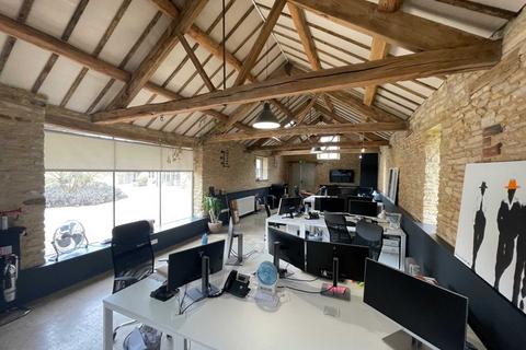 Office to rent, Churchill Heath Farm, Kingham