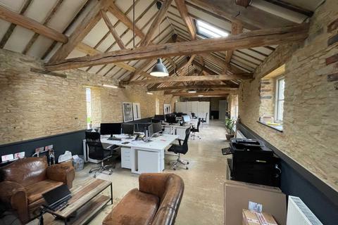 Office to rent, Churchill Heath Farm, Kingham