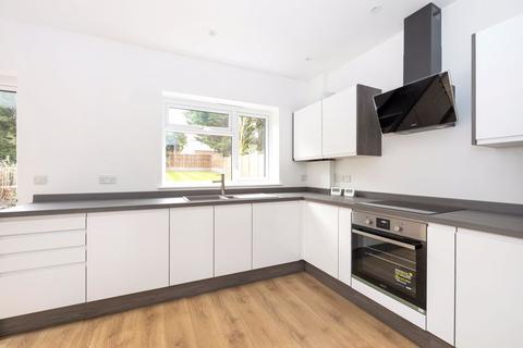 3 Cedar Grove, Bexley, DA5 3DB