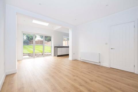 3 Cedar Grove, Bexley, DA5 3DB
