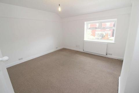 2 bedroom cottage to rent, Shrigley Road North, Higher Poynton