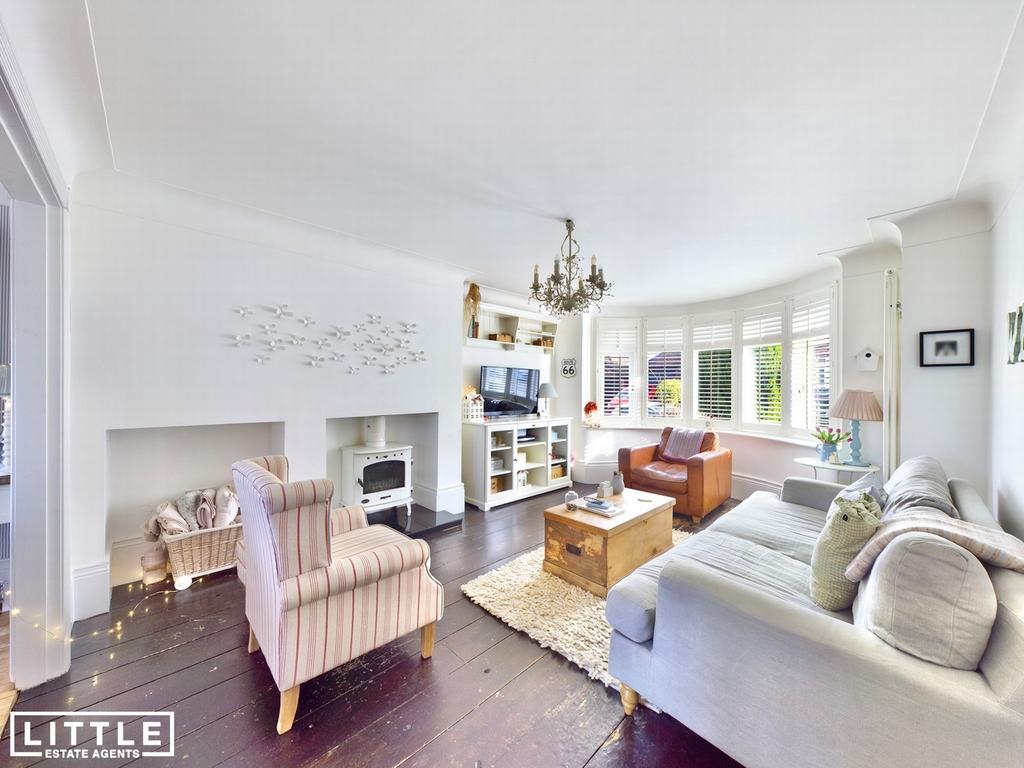 Heaton Close, Upholland, WN8 4 bed semidetached house £290,000