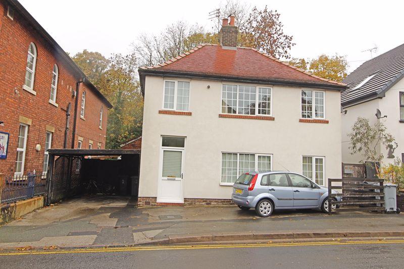 POYNTON (PARK LANE) 2 bed apartment £725 pcm (£167 pw)