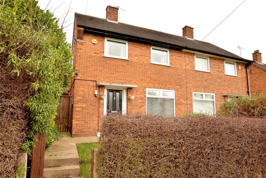 Allerton Grange Avenue, Leeds 2 bed semidetached house £200,000