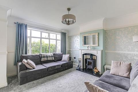 18 Tithepit Shaw Lane, Warlingham, CR6 9AL