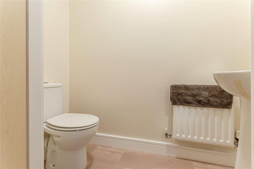 Ground Floor Wc