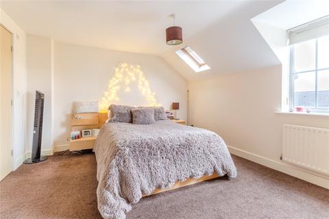 21 Baldwins Close, Royton, Oldham, OL2 5FG