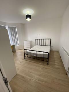 undefined, 4 Bed Student Property on Brookdale Road, L[use Contact Agent Button]