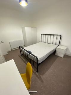 undefined, 4 Bed Student Property on Brookdale Road, L[use Contact Agent Button]
