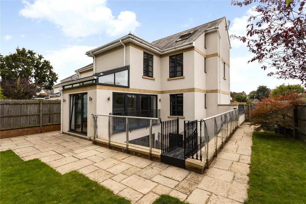 1 Kestrel Close