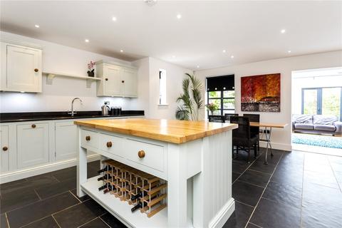 1 Kestrel Close, Cheltenham, GL53 0LQ