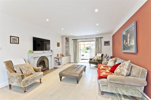 4 bedroom detached house to rent - Drakes Close, Esher, Surrey, KT10