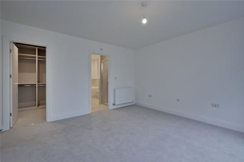 5 bedroom detached house to rent - Baker Oats Drive, Wrecclesham, Farnham, Surrey, GU10