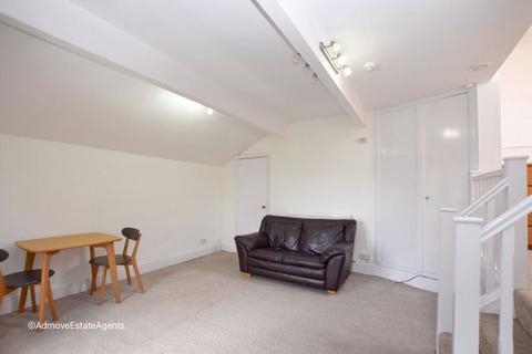 1 bedroom apartment to rent, Poplar Road, Stretford, M32