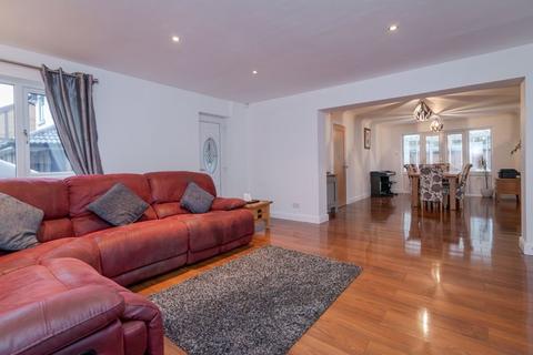 35 Dunham Close, Westhoughton, Bolton, BL5 2RP