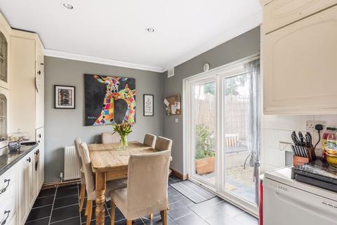 31 Danescourt Crescent, Sutton, SM1 3DZ