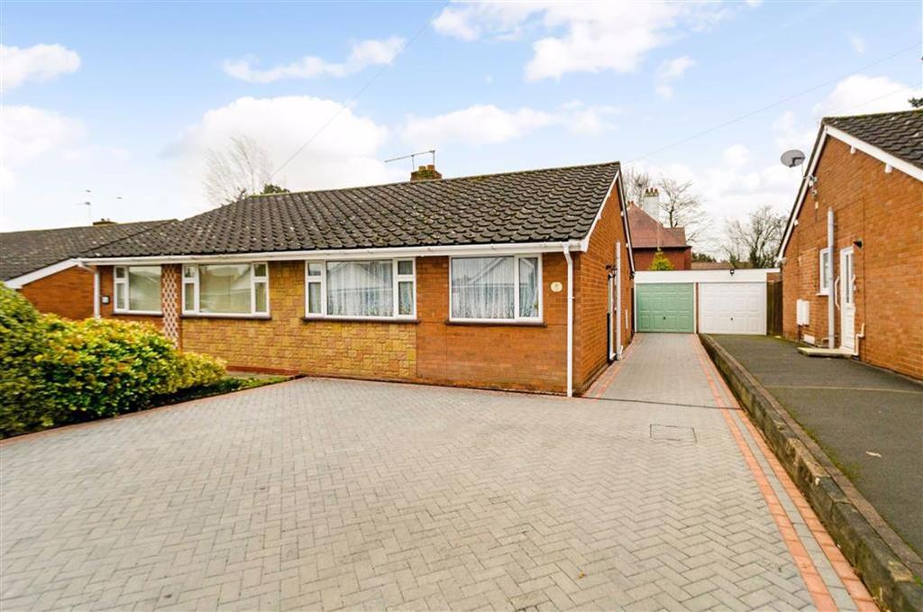 Hazelwood Close, Kidderminster, DY11 2 bed bungalow £225,000