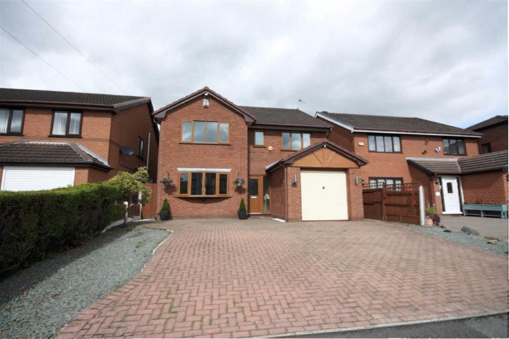 Springfield Park, Haydock 4 bed detached house £375,000
