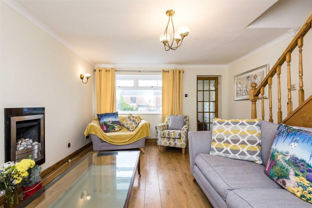 Hollin Hey Close, Billinge 3 bed semidetached house £170,000