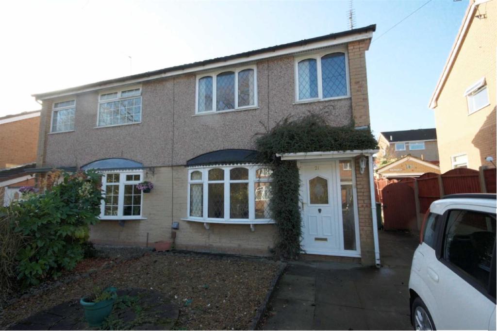 Cambourne Avenue, Laffak 3 bed semidetached house £135,000