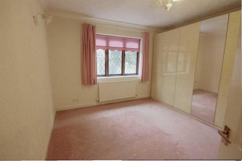 18a Willow Road, St Helens, WA10 4AQ