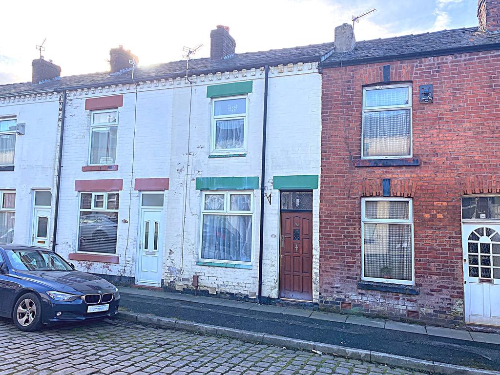 Wilton Street, Astley Bridge, Bolton, BL1 2 bed terraced house £80,000