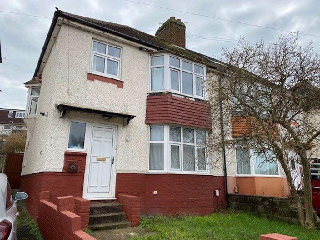 Lower Bevendean Avenue, Brighton 4 bed house £2,253 pcm (£520 pw)