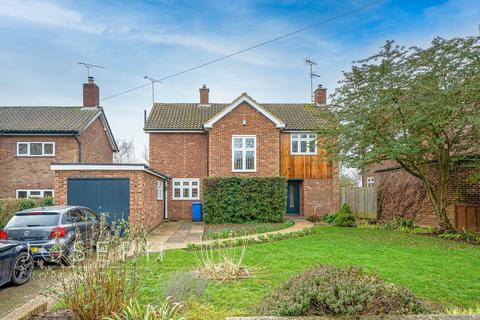 42 Borrowdale Avenue, Ipswich, IP4 2TG