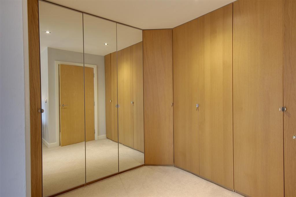 Dressing Room - Alternative View