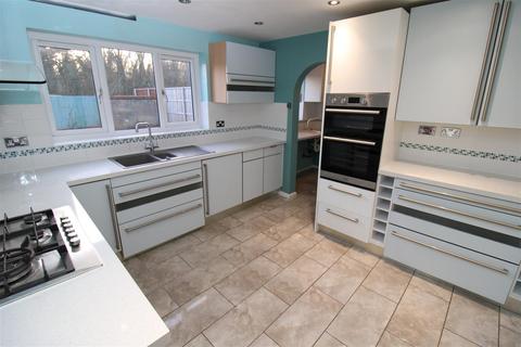 11 Whiteheart Close, Northampton, NN3 9GA