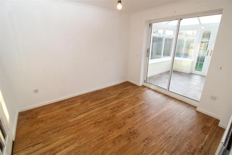 11 Whiteheart Close, Northampton, NN3 9GA
